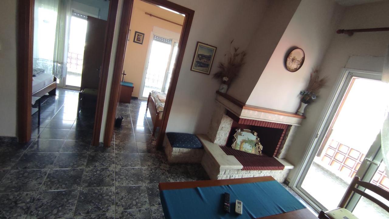 Peristerianos Apartments Νέα Σκιώνη Δωμάτιο φωτογραφία