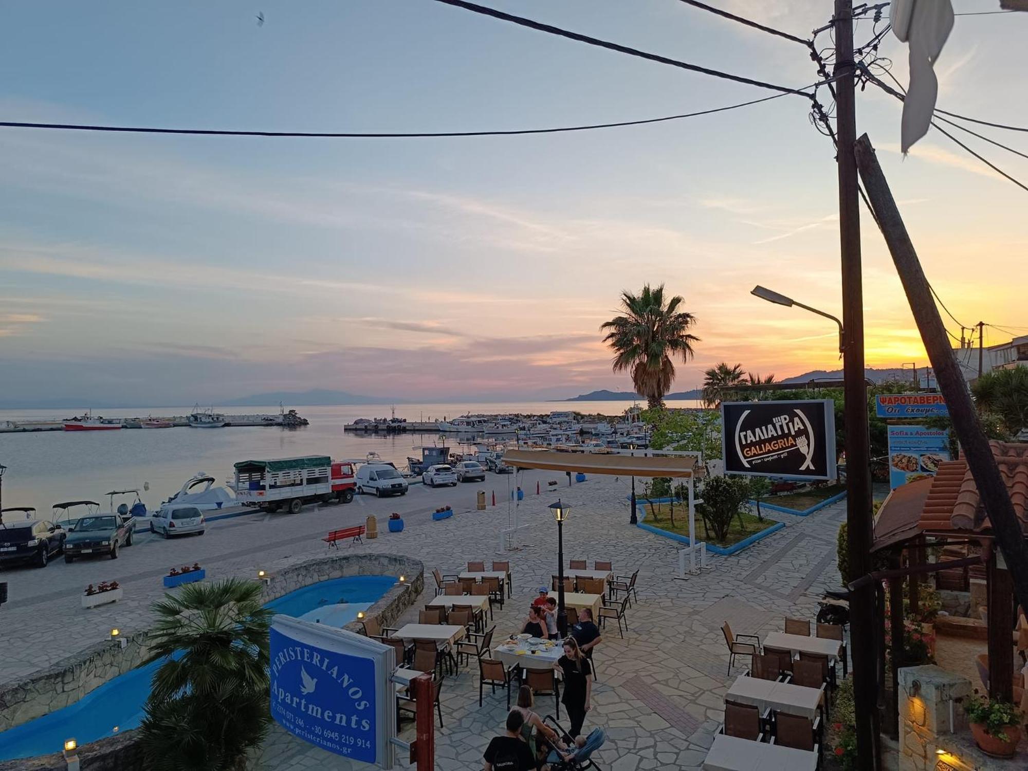 Peristerianos Apartments Νέα Σκιώνη Εξωτερικό φωτογραφία